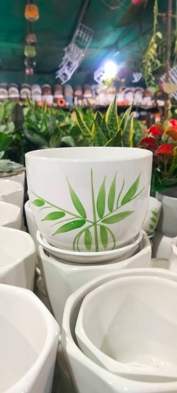 Emperor Red Crackle Glaze Luxury Planter